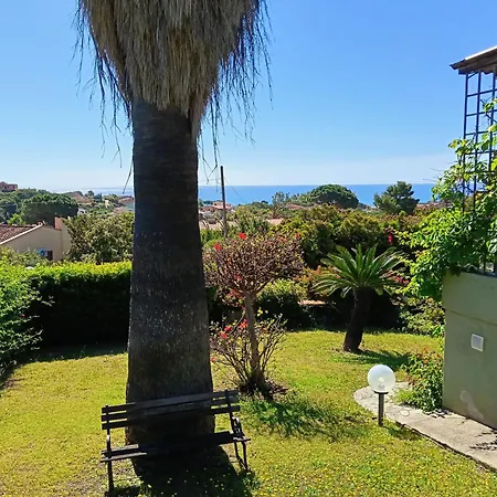 Francis Garden Seaview - Villa